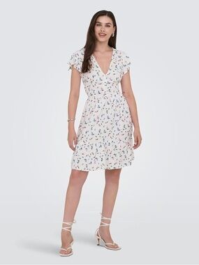 ONLY Floral V-Neck Romantic Flutter Short Sleeve OffWhite Tiered Hem Mini Dress